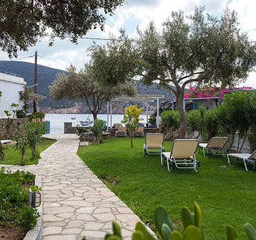The yard of Agrilia studios in Sifnos